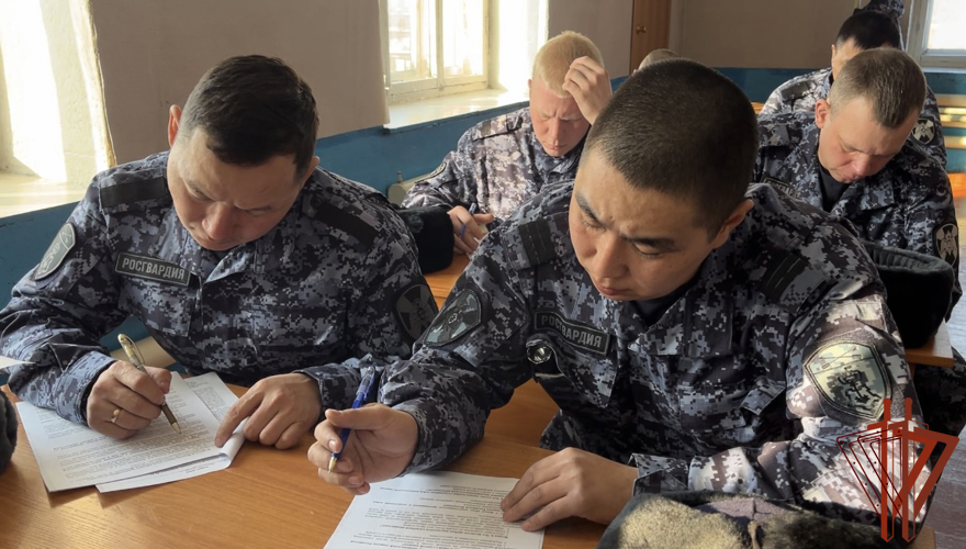 Мероприятия всероссийской патриотической акции «Дни Росгвардии» проходят в городах Сибири