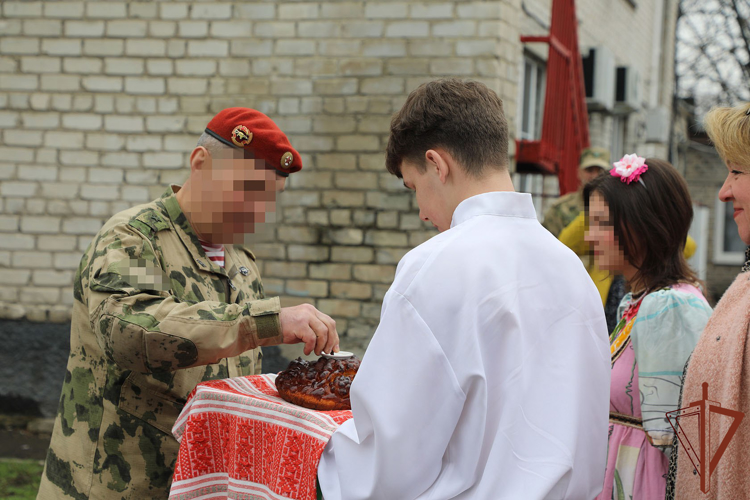 В Луганске росгвардейцы открыли памятник Феликсу Дзержинскому (видео)