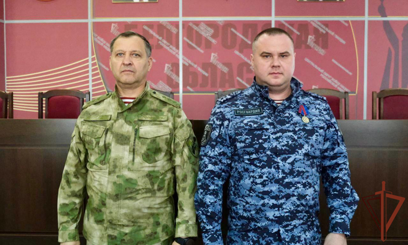 Генерал-полковник Александр Попов проверил подразделения Росгвардии в Белгородской области