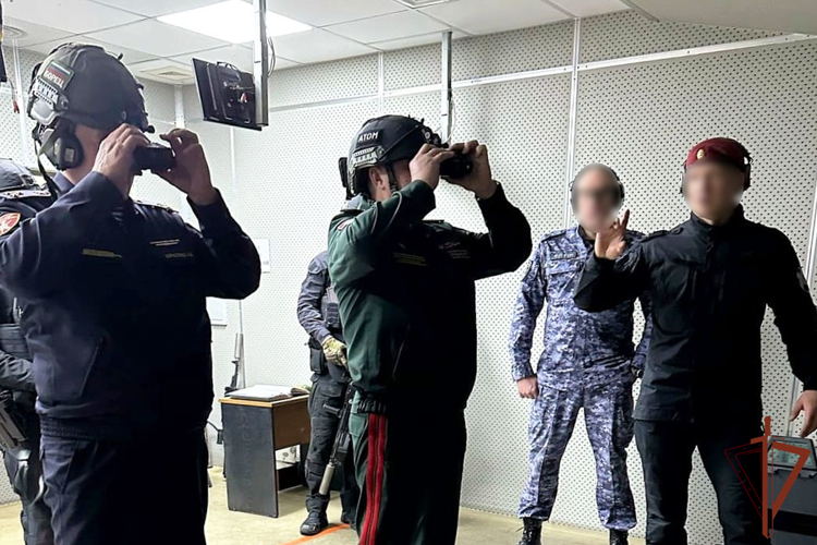 Первый замкомандующего Уральским округом Росгвардии проверил подразделения тероргана, дислоцированные на Ямале