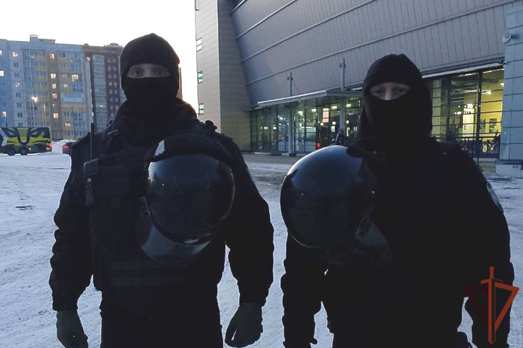 Безопасность хоккейного матча «Северсталь» — «Торпедо» в Череповце  обеспечили сотрудники Росгвардии 