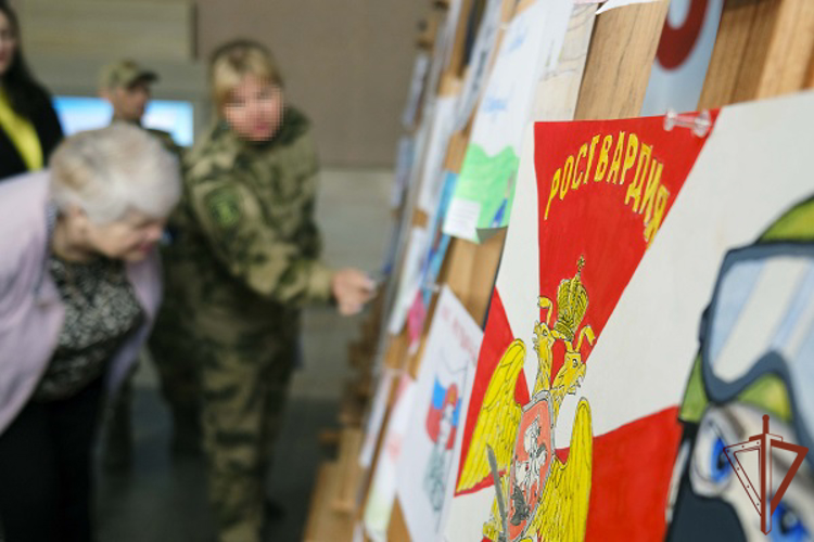 В Херсонской области открылась выставка детского рисунка «Моя Росгвардия»