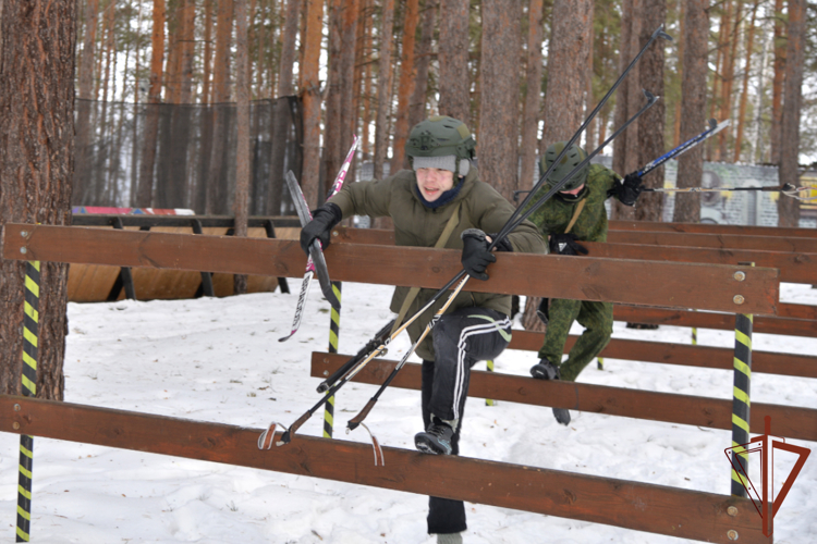 Росгвардейцы провели военно-спортивные и патриотические мероприятия на Урале