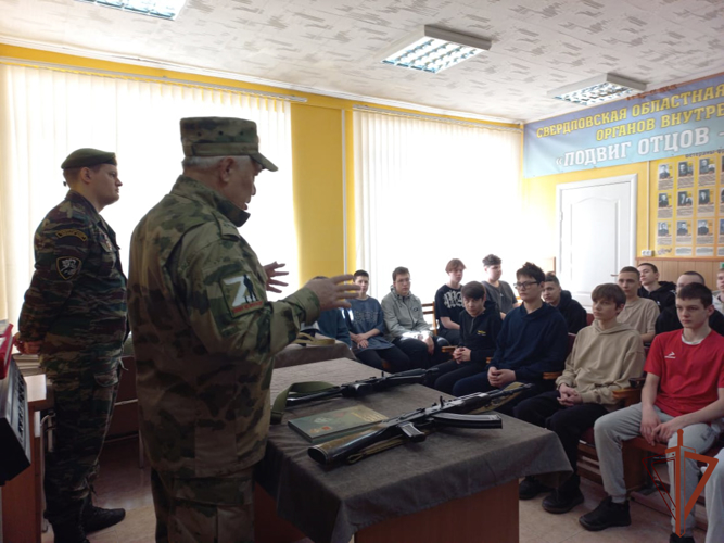 Ветераны и военнослужащие Росгвардии провели памятные мероприятия на Урале
