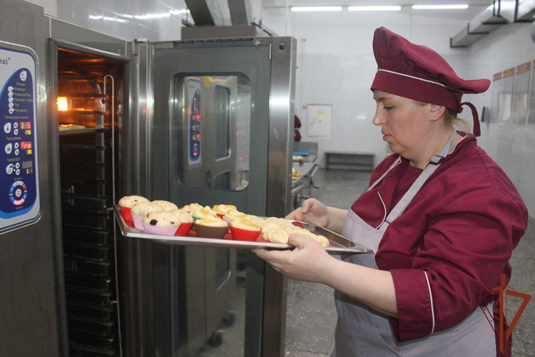Лучшие мастера кулинарного искусства встретились на втором этапе конкурса специалистов продовольственной службы Сибирского округа Росгвардии в Томской области