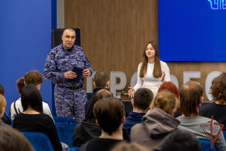 Мероприятия всероссийской патриотической акции «Дни Росгвардии» проходят в городах Сибири