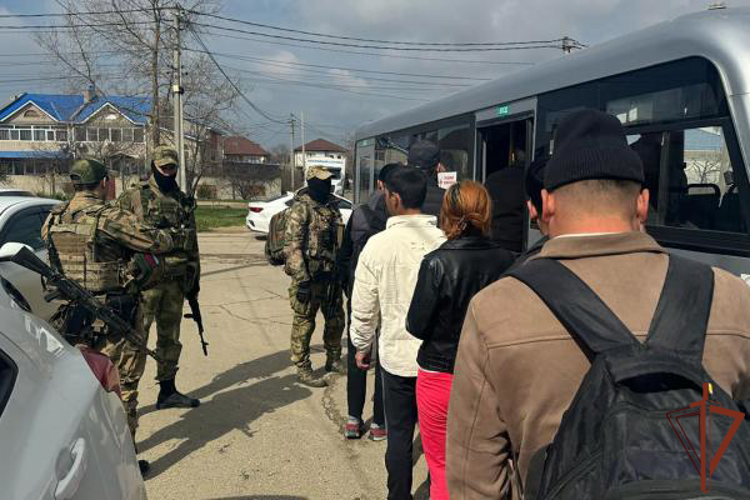 В Краснодарском крае прошла масштабная профилактическая операция при содействии сотрудников Росгвардии