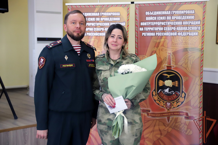 В Северо-Кавказском округе Росгвардии поздравили женщин с наступающим праздником