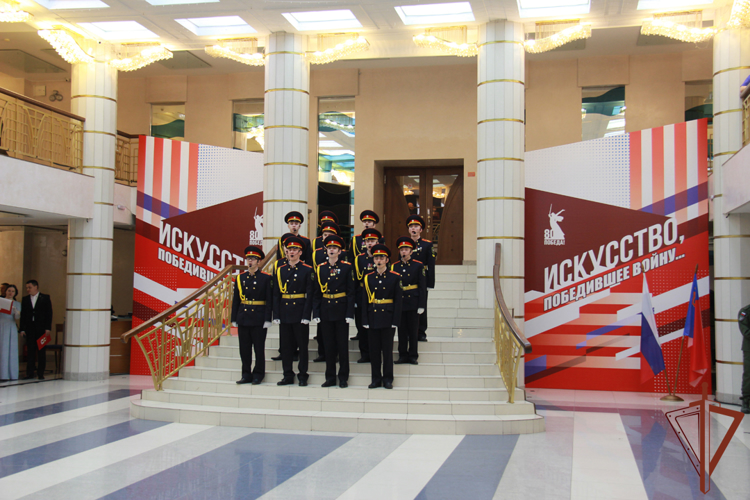 В Кузбассе прошел бал, посвященный Дню войск национальной гвардии Российской Федерации