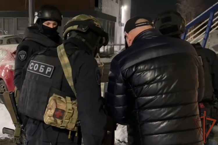 Росгвардейцы нейтрализовали стрелка в Мурманске (видео)