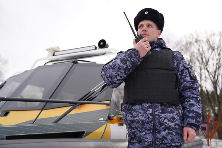 Росгвардия провела учения по пресечению диверсий на водоохранном объекте в Москве (видео)