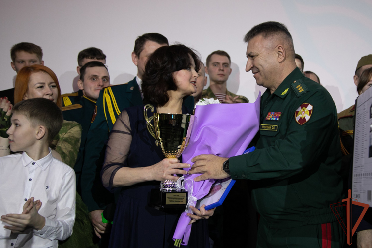 В Нижнем Новгороде определены победители окружного этапа конкурса «Солдаты антитеррора» (видео)