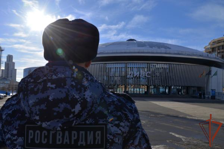 Росгвардейцы обеспечили безопасность на матче Премьер-лиги по баскетболу в Екатеринбурге