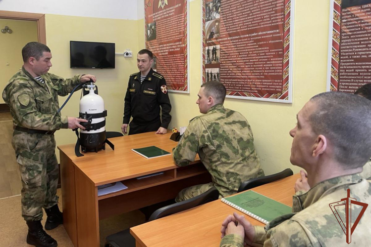 Завершился учебно-методический сбор водолазных подразделений Уральского округа Росгвардии