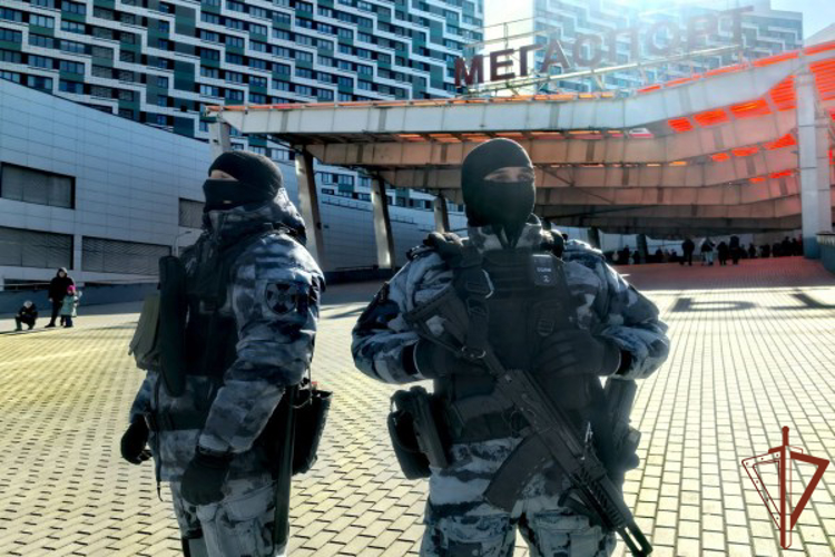 Безопасность хоккейного матча в Москве обеспечили военнослужащие и сотрудники Росгвардии