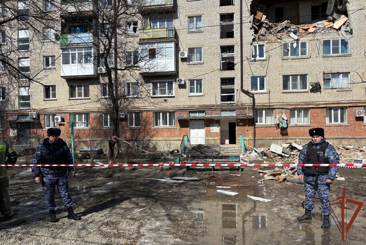 Сотрудники Росгвардии обеспечивают правопорядок и сохранность имущества граждан на месте ликвидации ЧС на Кубани (видео)