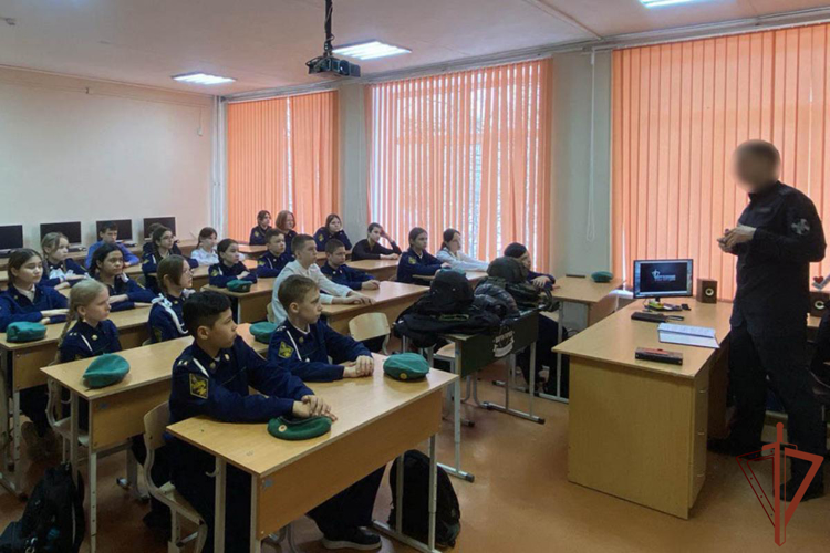 Росгвардия на Урале провела цикл патриотических мероприятий, посвященных Году защитника Отечества