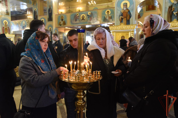 В Новосибирске прошли торжественные мероприятия по случаю празднования Дня войск национальной гвардии