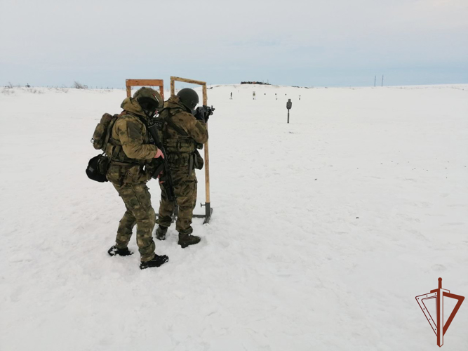 В Республике Коми ОМОН Росгвардии провел тактическую тренировку