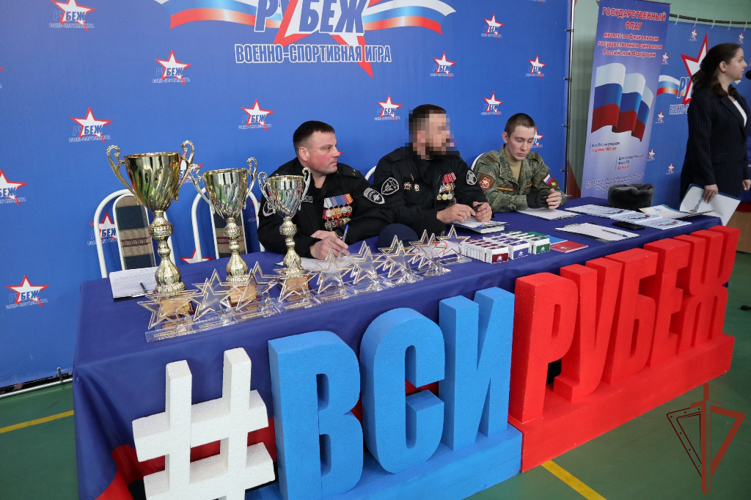 Уроки мужества и дни открытых дверей провели росгвардейцы в Сибирском федеральном округе