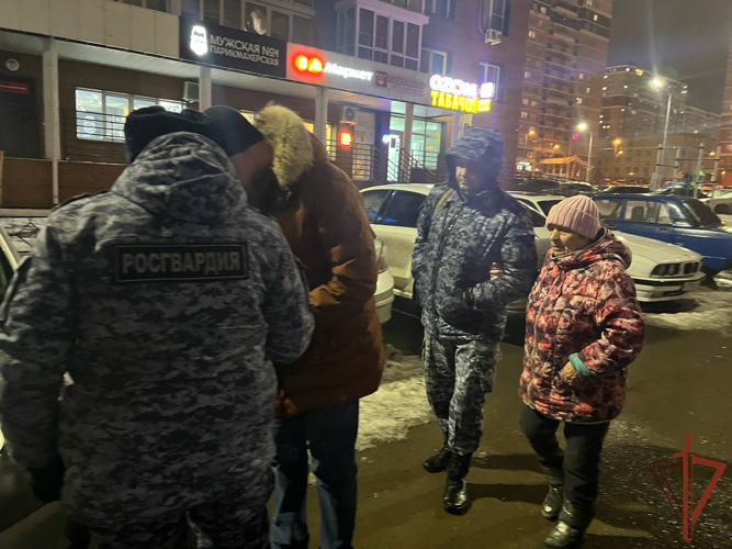 Потерявшейся 87-летней жительнице Липецка на помощь пришли сотрудники Росгвардии