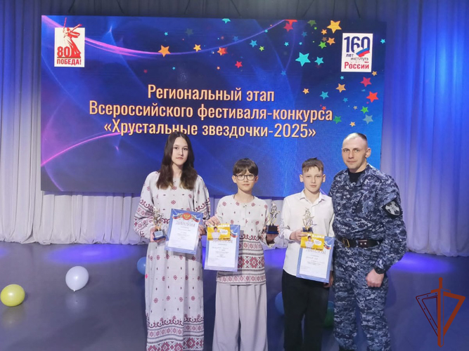 Патриотические встречи провели представители Росгвардии с уральской молодежью