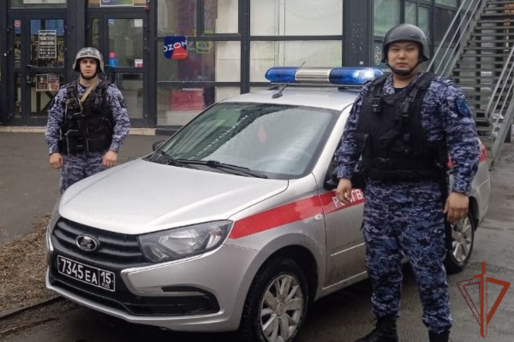 Экипаж вневедомственной охраны Росгвардии ликвидировал возгорание на охраняемом объекте в Новосибирске