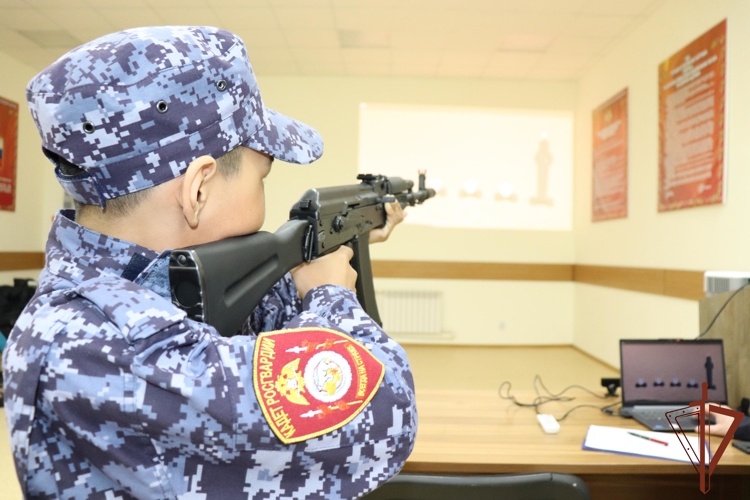 Мероприятия для школьников провели росгвардейцы на Дальнем Востоке