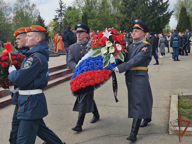 В Центральном округе Росгвардии прошли мероприятия, посвященные 39-й годовщине Чернобыльской катастрофы