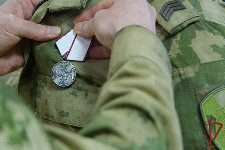 Государственные награды вручены военнослужащим Уральского округа Росгвардии