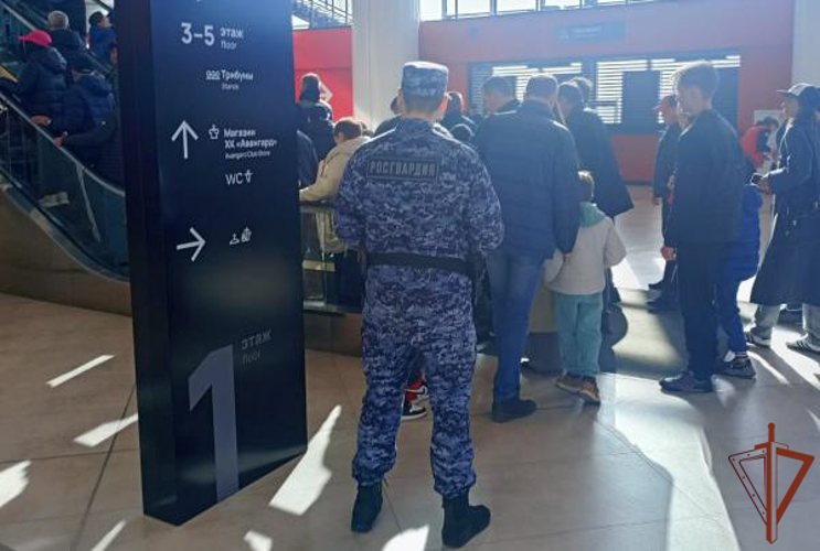 Росгвардейцы обеспечили безопасность матча КХЛ в Омске