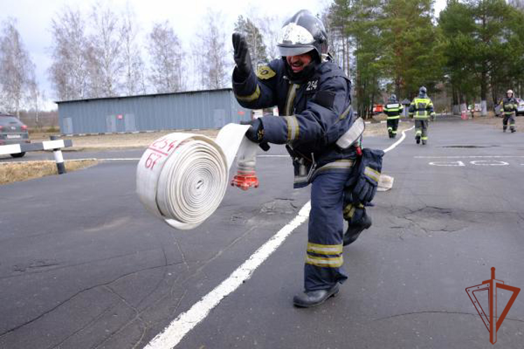 Совместное пожарно-тактическое учение Росгвардии и МЧС прошло в Центральном округе Росгвардии