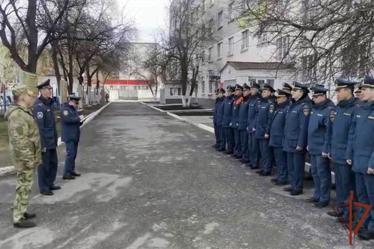 Совместная тренировка Росгвардии и МЧС прошла в Тюмени