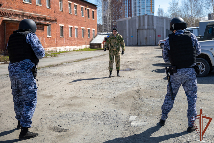 В Уральском округе Росгвардии прошел окружной этап конкурса «Лучший по профессии»