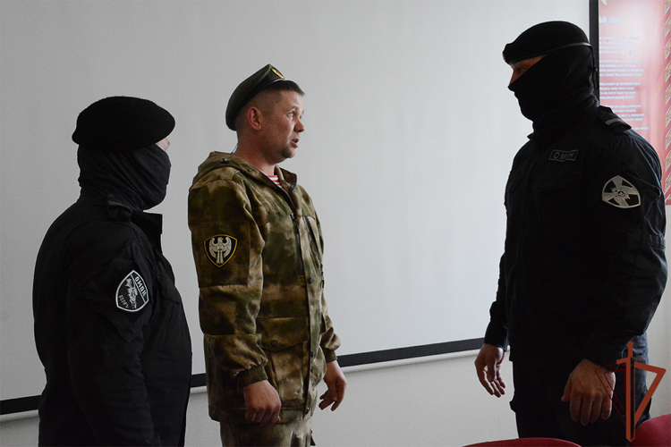 Представители Росгвардии провели патриотические мероприятия на Урале  (видео)