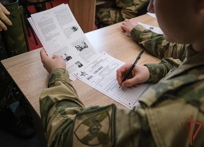 «Диктант Победы» написали росгвардейцы из Санкт-Петербурга и Ленинградской области 