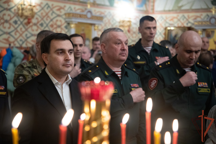 В Главном храме Росгвардии состоялось пасхальное богослужение
