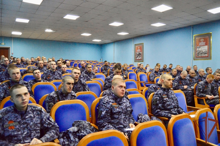 «Диктант Победы» написали росгвардейцы из Санкт-Петербурга и Ленинградской области 