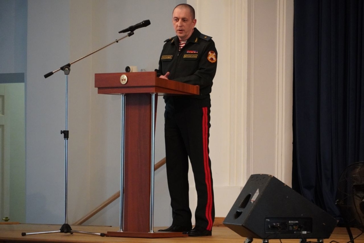 Военнослужащие соединения Центрального округа Росгвардии по охране важных государственных объектов отметили профессиональный праздник