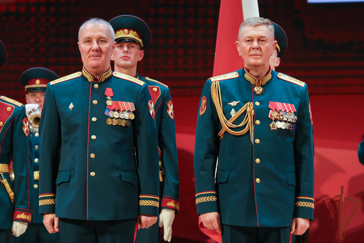 Сибирскому округу Росгвардии вручен орден Жукова (видео)
