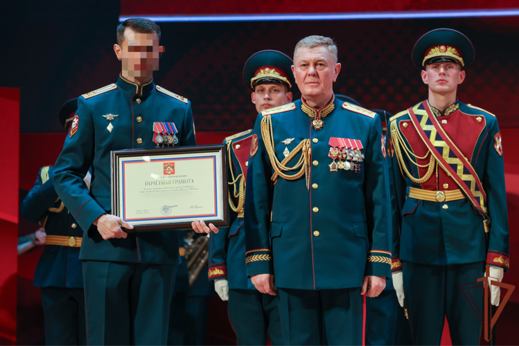 Сибирскому округу Росгвардии вручен орден Жукова (видео)