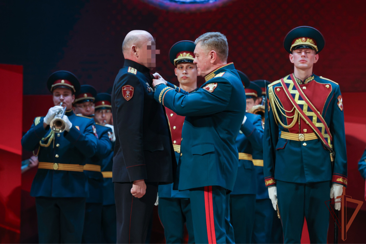 Сибирскому округу Росгвардии вручен орден Жукова (видео)