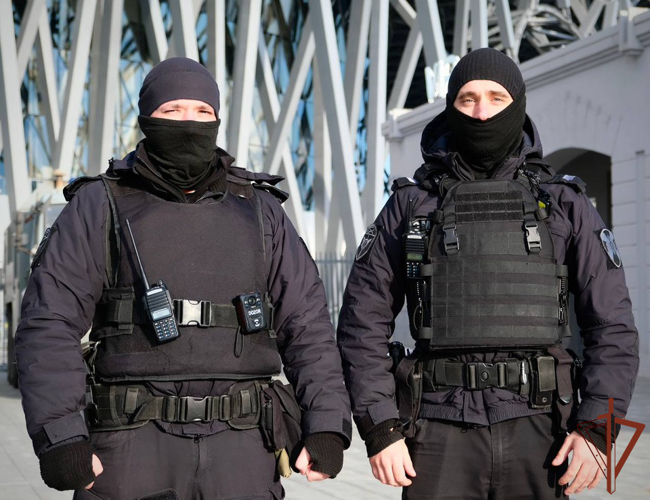 В Санкт-Петербурге росгвардейцы обеспечили безопасность хоккейного матча 