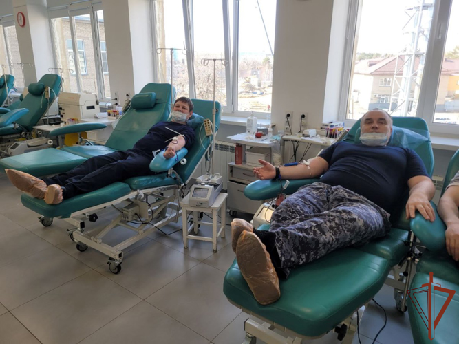 Росгвардейцы пополнили банк донорской крови на Южном Урале