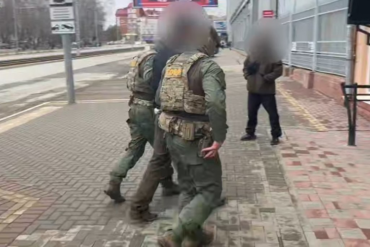 При силовой поддержке спецназа Росгвардии задержан обвиняемый в организации убийства житель Томской области