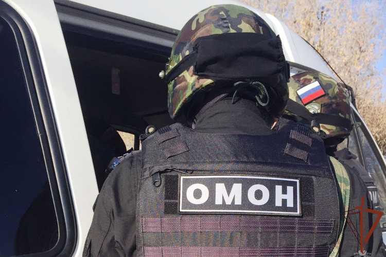 При содействии Росгвардии в Иркутской области задержаны подозреваемые в организации незаконной миграции