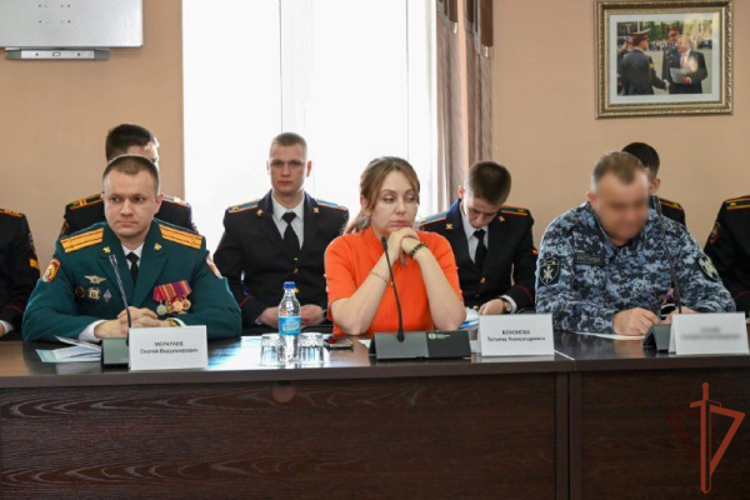 Сотрудники Росгвардии в Алтайском крае выступили экспертами на международной научно-практической конференции