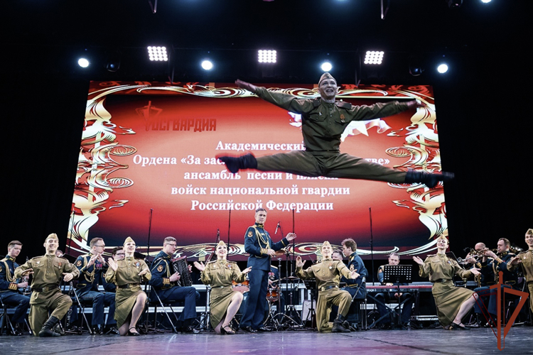 Академический ансамбль песни и пляски Росгвардии выступил в Югре