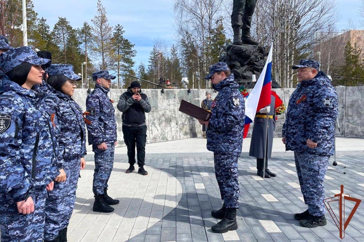 Представители Росгвардии на Урале продолжают принимать участие в патриотических мероприятиях, посвященных 80-летию Победы