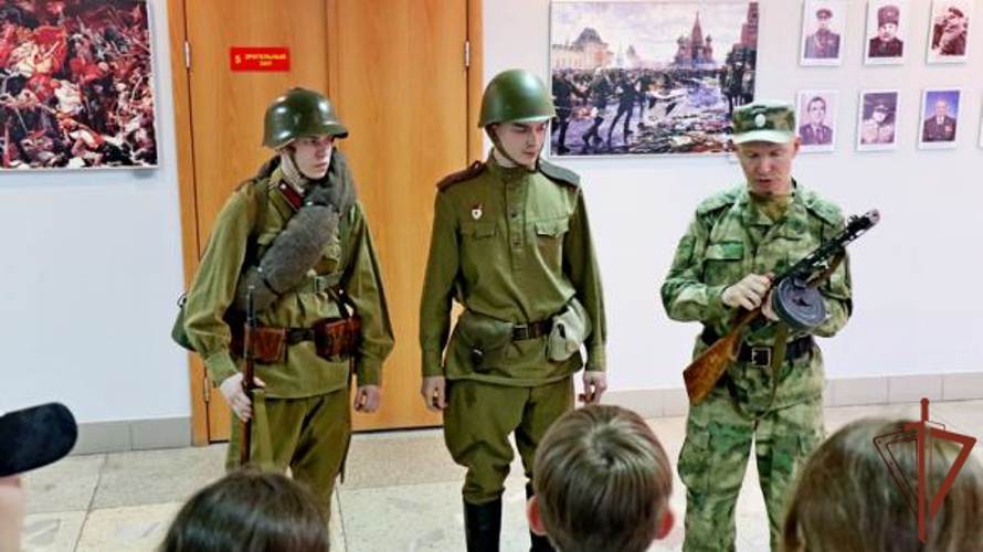 Патриотические мероприятия в честь 80-летия Победы проводит Росгвардия на Урале